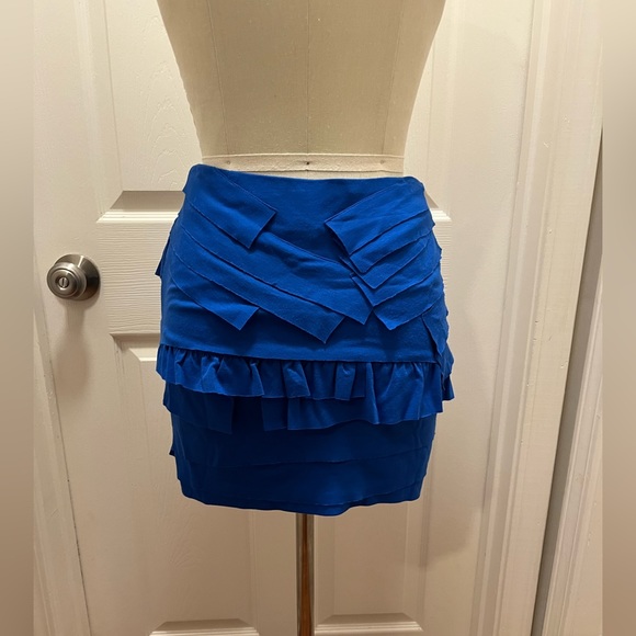 Anthropologie/Aryn K blue tiered mini skirt - Picture 2 of 3